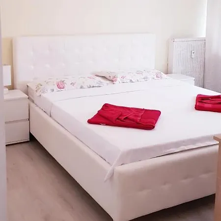 Luxury Room Near The Sea